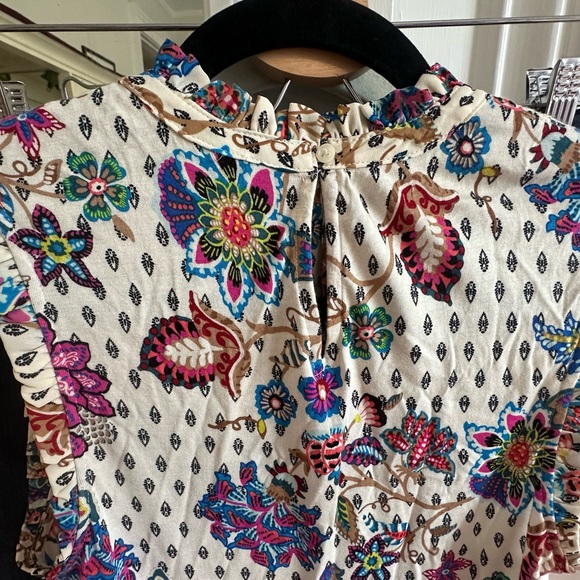 Pretty LOFT Ruffled Blouse - Picture 3 of 3